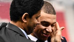 Nasser al-Khelaifi und Kylian Mbappe.