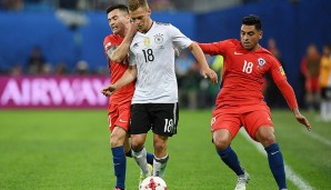 Joshua Kimmich: Als einziger Spieler jede einzige Minute auf dem Platz. Als Rechtsverteidiger vor der Dreierkette mit viel Offensivdrang und starken Flanken, in der Dreierkette engagiert im Spielaufbau. Dazu steigende Führungsqualitäten. Note: 1,5