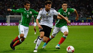 Jonas Hector: Defensiv gewohnt souverän, offensiv wechselhaft. Einem richtig guten Auftritt im Gruppenspiel gegen Chile stehen auch weniger auffällige Partien gegenüber. Note: 2,5