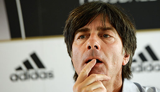 Joachim Löw hat sich gegen die Faröer Inseln bereits auf einen Stürmer festgelegt