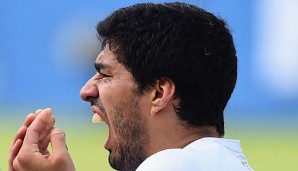 Ein Bild, das mehr sagt als viele Worte - auch wenn Luis Suarez das Opfer mimte