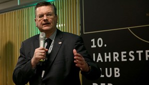 Reinhard Grindel kündigte die Gespräche auch mit Oppositionellen an