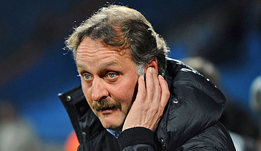 Neuer Job, alter Verein: Peter Neururer war von 2001 bis 2005 bereits Trainer beim VfL Bochum