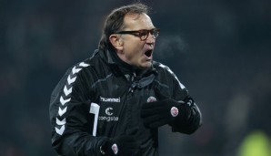 Ewald Lienen kritisiert den vollgepackten Spielplan der Profis