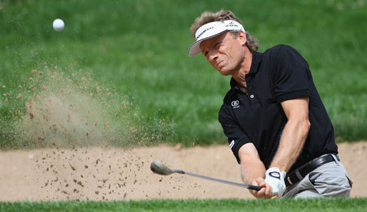 Bernhard Langer lässt sich sein Heimspiel trotz einiger Verletzungen nicht entgehen