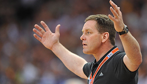 THW-Kiel-Coach Alfred Gislason fordert von seinem Team die Meisterschaft