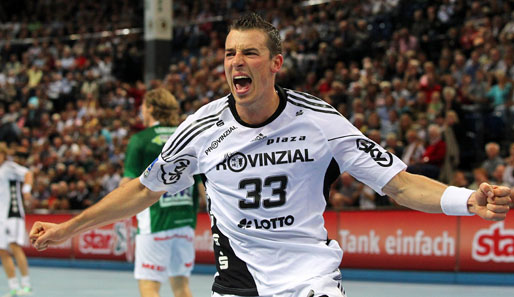 Der THW Kiel um Doninik Klein dominiert die Bundesliga