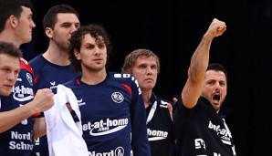 Flensburg-Coach Ljubomir Vranjes (r.) hat allen Grund, sich zu freuen