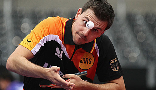 Timo Boll steht bei der WM in Rotterdam in der dritten Runde