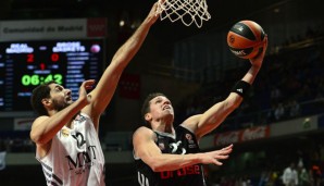 Casey Jacobsens (r.) Brose Baskets unterlagen gegen Nikola Mirotic und Real deutlich