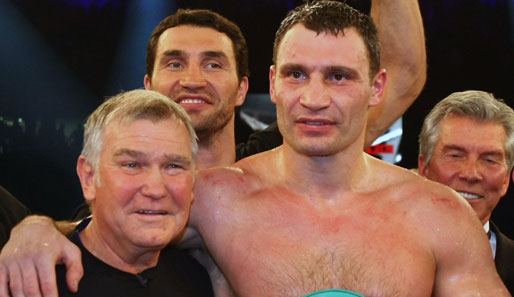 Fritz Sdunek (l.) formte die Klitschko-Brüder zu Weltmeistern