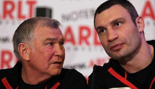 Fritz Sdunek (l.) schätzt seinen Schützling Witali Klitschko stärker als Bruder Wladimir ein