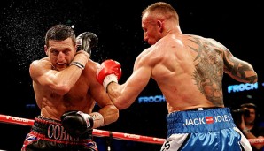 Mikkel Kessler (r.) verlor in seinem bisher letzten Kampf gegen Carl Froch