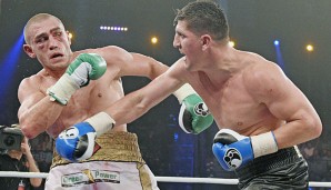 Marco Huck (r.) will unbedingt gegen Klitschko antreten