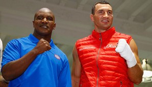 Boxweltmeister unter sich: Evander Holyfield und Wladimir Klitschko