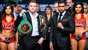 Das Duell zwischen Canelo Alvarez (l.) und Amir Khan gibt es im LIVESTREAM FOR FREE