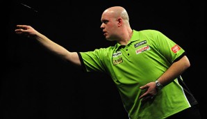 Michael van Gerwen schlägt im Finale Peter Wright