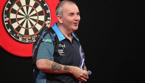 Phil Taylor schlägt Raymond van Barneveld im Legendenduell