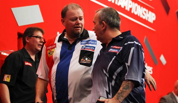 Lange waren Raymond van Barneveld und Phil Taylor Konkurrenten, heute verstehen sie sich gut.