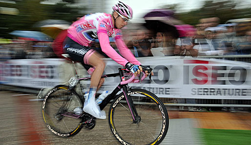 Ryder Hesjedal musste das Rosa Trikot des Führenden nach einem verregneten Tag wieder abgeben