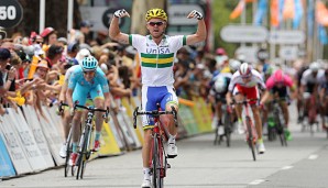 Jack Bobridge jubelt über seinen Auftaktsieg bei der Tour Down Under