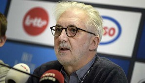 UCI-Präsident Brian Cookson warnt nach dem traurigen Ereignis vor voreiligen Schlüssen.