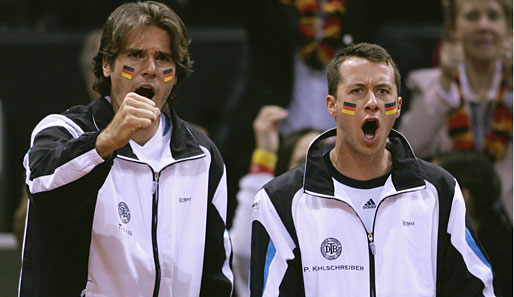 Philipp Kohlschreiber (r.) - macht ihm sein Magen einen Strich durch die Rechnung?