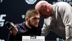 Khabib Nurmagomedov nach einem Gespräch mit Dana White in der UFC weiterkämpfen..