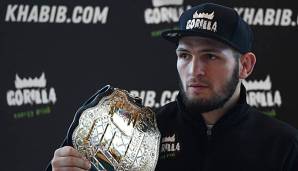 Der Trainer von Khabib hat einen möglichen Rückkampf gegen Conor McGregor nicht ausgeschlossen.