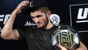 Khabib Nurmagomedov hat seinen Hut genommen und ist offiziell zurückgetreten.