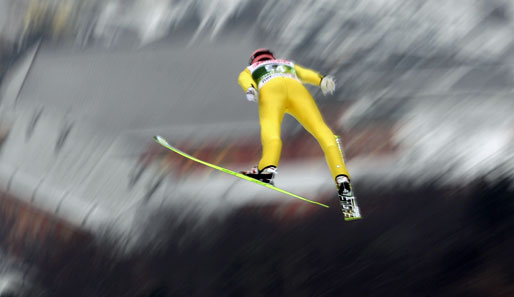 Severin Freund sprang bei der Qualifikation in Willingen auf 144,5 Meter