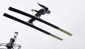 Severin Freund hat das erste Springen in Oberstdorf gewonnen