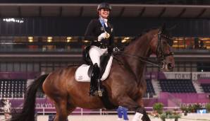 Jessica von Brewdow-Werndl hat sich zur Doppel-Olympiasiegerin gekürt.