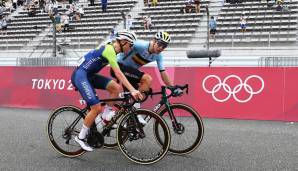 Im Sprint um Silber hatte Van Aert (rechts) im Fotofinish die Nase dann hauchzart vor Pogacar.