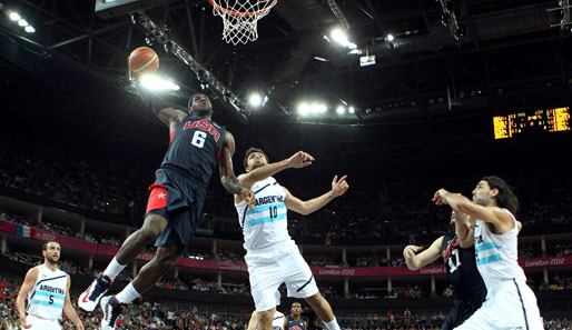 Showtime! LeBron James mit dem Dunking gegen Argentinien