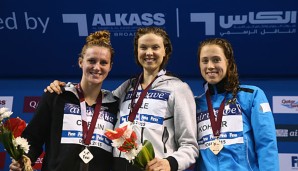 Sarah Köhler (r.) steht im Finale über 800 m Freistil