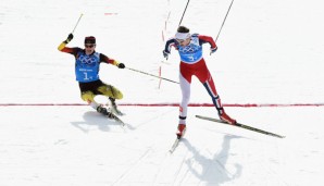 Fabian Rießle (l.) und die letzten Meter. Am Ende fehlten sogar nur Zentimeter zu Gold