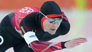 Claudia Pechstein sieht sich über die 5000 Meter eher als Außenseiterin