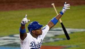 Rookie Yasiel Puig bejubelte sein RBI Triple bereits, bevor er losspurtete