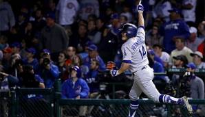 Kike Hernandez feiert einen Homerun im Spiel gegen Chicago