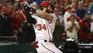 Bryce Harper und seine Teamkollegen trainieren ihre Siegestrotts im Training.