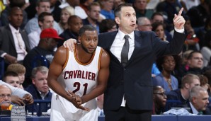 A.J. Price (l.) spielte bereits während der Preseason für die Cleveland Cavaliers