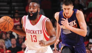 James Harden (l.) erwischte gegen die Suns eher einen gebrauchten Abend