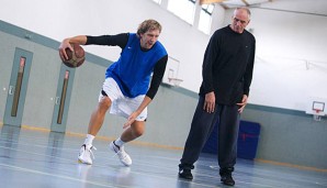 Holger Geschwindner hat mit seinem Schützling Dirk Nowitzki noch Großes vor