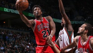 Jimmy Butler (l.) und die Bulls demontierten die Bucks nach allen Regeln der Kunst