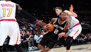 Kawhi Leonard (M.) führt die Spurs mit einem starken Auftritt zum Sieg