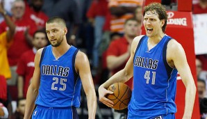 Chandler Parsons und Dirk Nowitzki im Spiel gegen die Houston Rockets