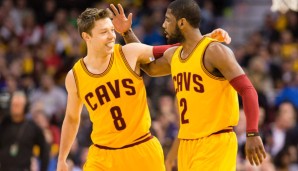 Matthew Dellavedova (l.) gab drei Jahre lang den Backup von Kyrie Irving