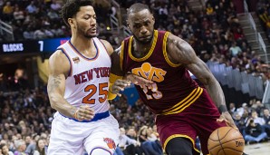 Derrick Rose trägt knüftig das Trikot der Cleveland Cavaliers