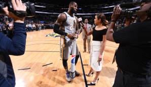 LeBron James im Gespräch mit ESPN-Reporterin Cassidy Hubbarth.